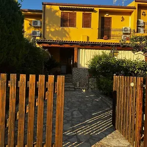  Villa Vista Mare Cornino